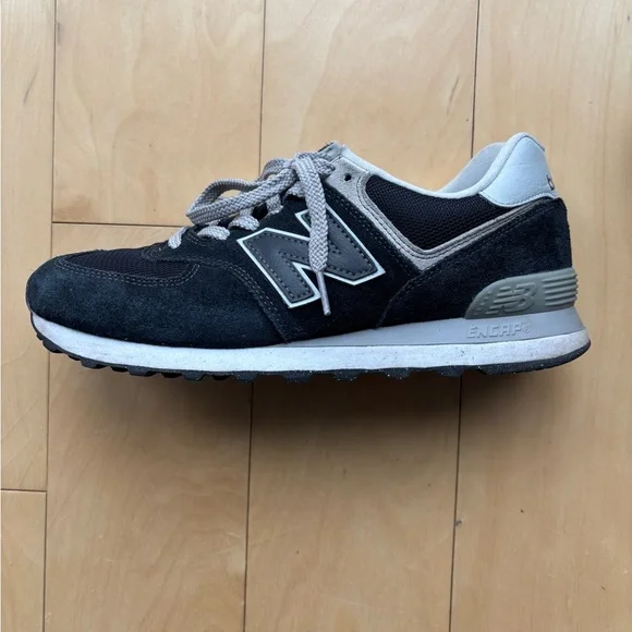 New Balance 574 - Picture 6 of 6